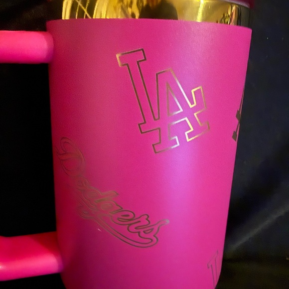 New Stanley 40oz Laser LA Engraved Dodgers Hot Pink Tumbler *No Original Box* - Picture 11 of 15